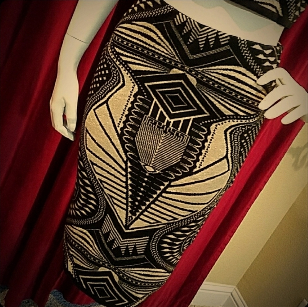 Hera Collection Tribal Print Stretch Knit Pencil Skirt